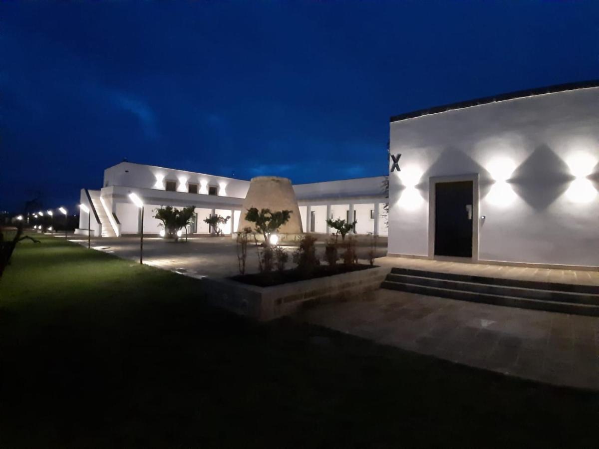 Masseria Rifisa Agriresort Caprarica di Lecce Eksteriør billede